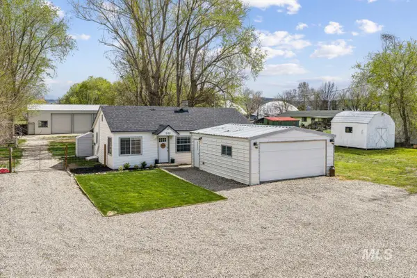 948 S Mill Road, Emmett, ID 83617