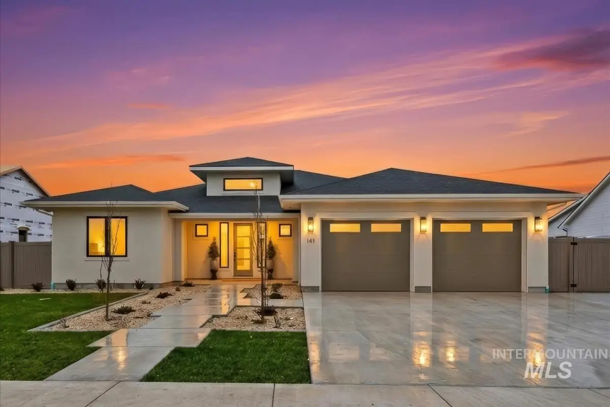 141 NE 8th St, Fruitland, ID 83619 - #1