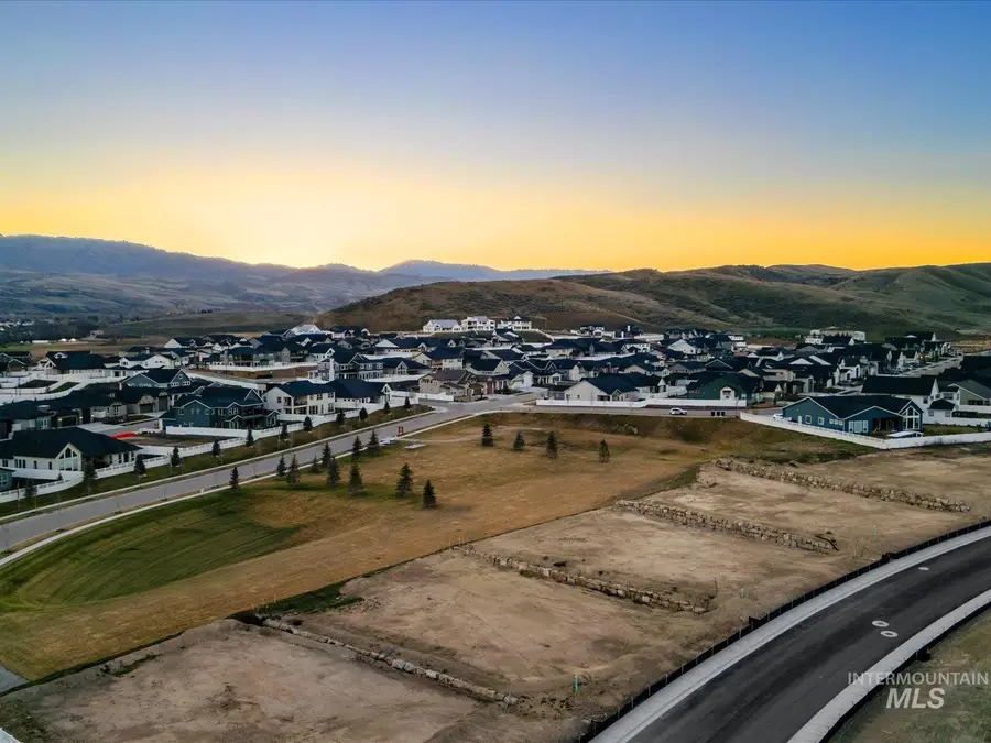 13610 N Farmstead Way, Boise, ID 83714 - #3