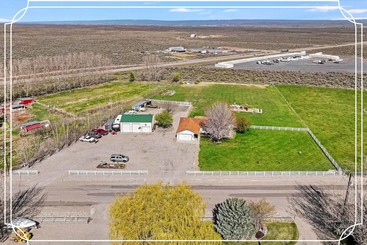 26 E Huyser Dr, Shoshone, ID 83352 - #1