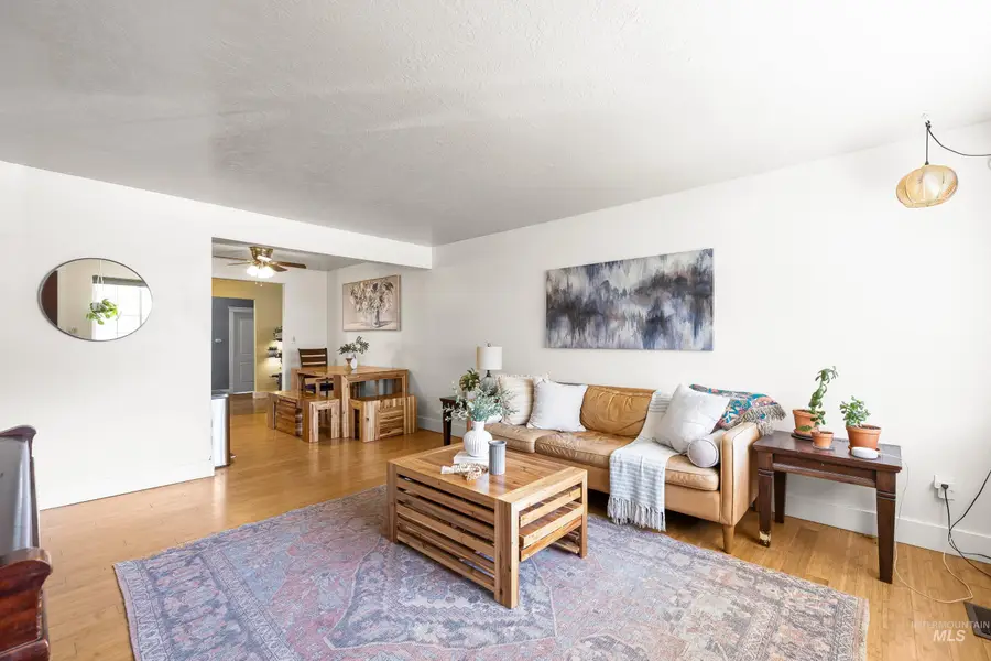 10196 W Bigwood Dr, Boise, ID 83709 - #2