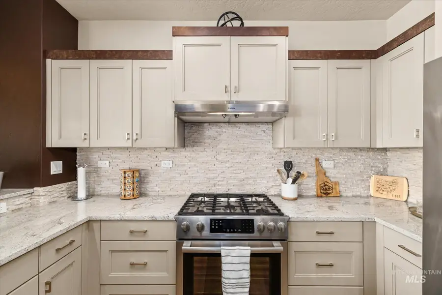 3362 E Exacta Dr, Boise, ID 83716 - #3