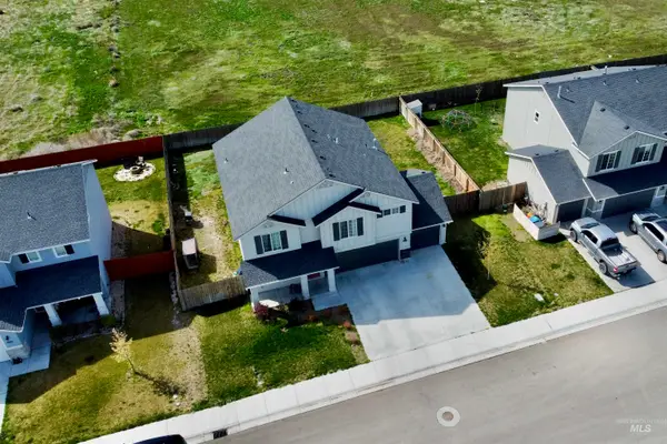 895 SW Miner St, Mountain Home, ID 83647
