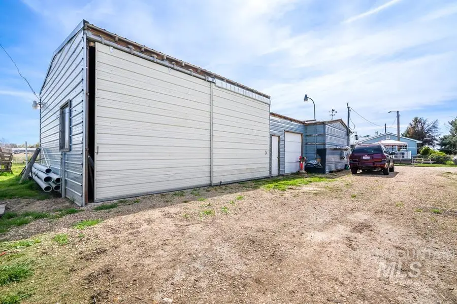 3188 Highway 30 W, New Plymouth, ID 83655 - #3