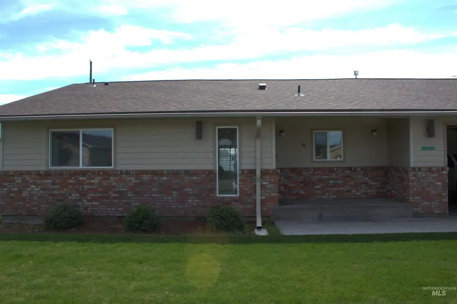 1583 NW 26 St, Fruitland, ID 83619 - #2