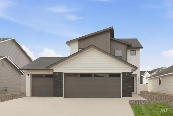 6671 W Plateau Creek Dr, Meridian, ID 83646
