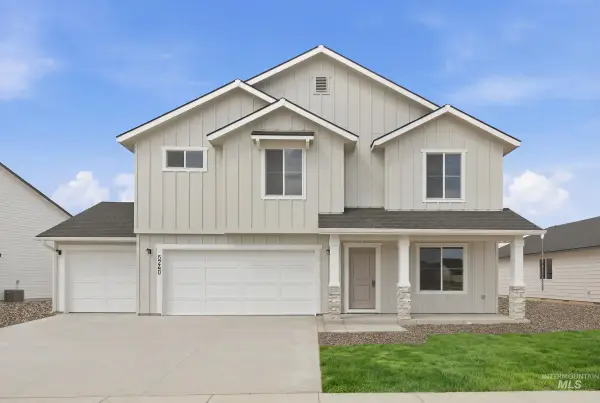 5240 E Open Canyon Dr, Nampa, ID 83687