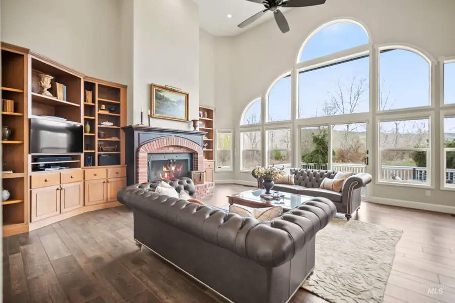 3018 E Parkriver Drive, Boise, ID 83706 - #2