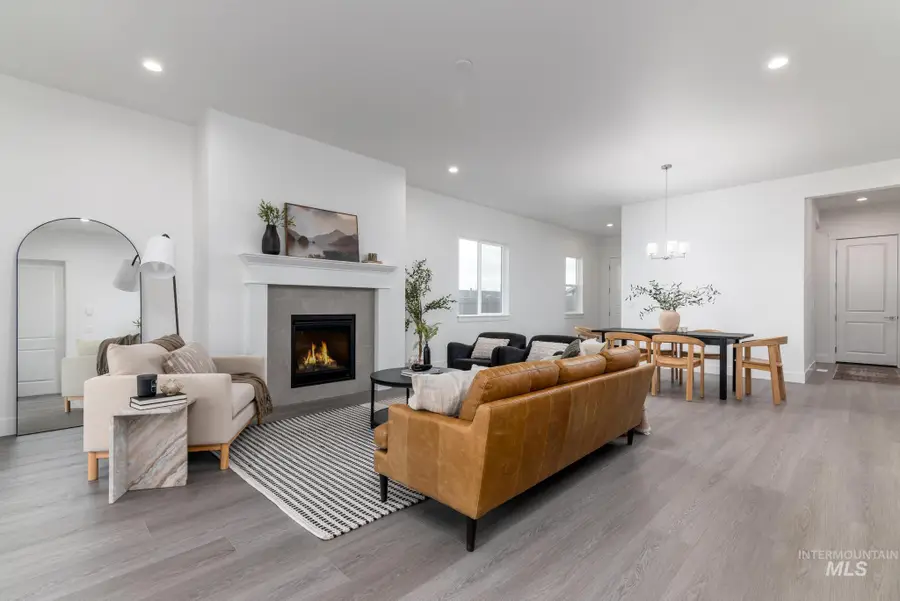 2501 N Oakman Ave, Star, ID 83669 - #2