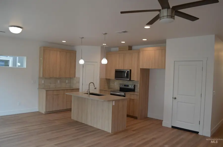 1975 N Danish Lane, Boise, ID 83704 - #2
