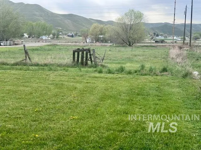 27xx E Main St, Emmett, ID 83617 - #2