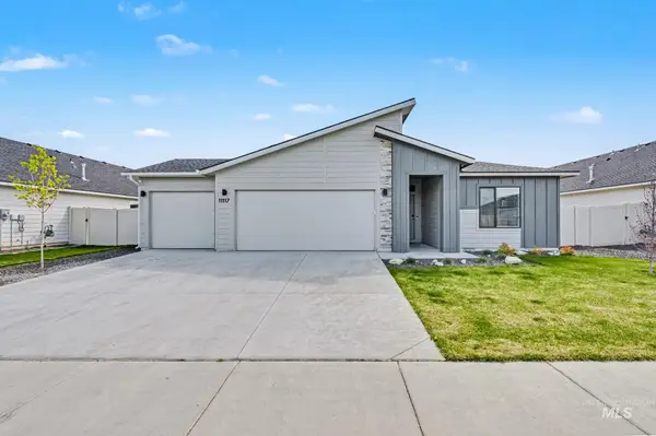 11117 Canvas St, Caldwell, ID 83605