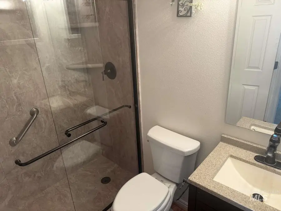 7400 Newbrook Dr, Nampa, ID 83687 - #3