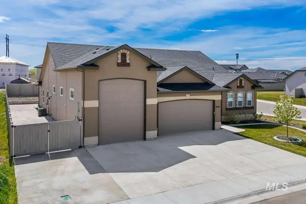 2041 W Ibis Dr, Nampa, ID 83686