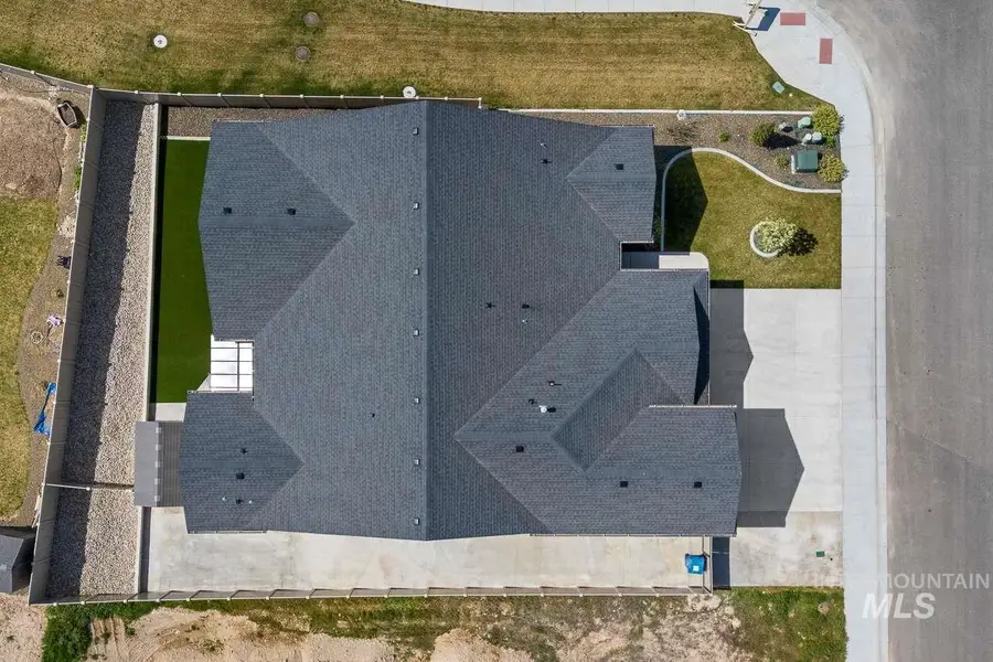 2041 W Ibis Dr, Nampa, ID 83686 - #3