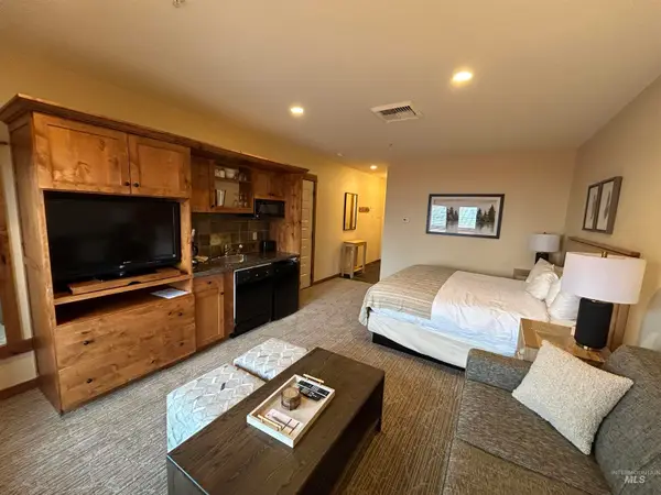 150 Morning Star Dr. #371, Kellogg, ID 83837