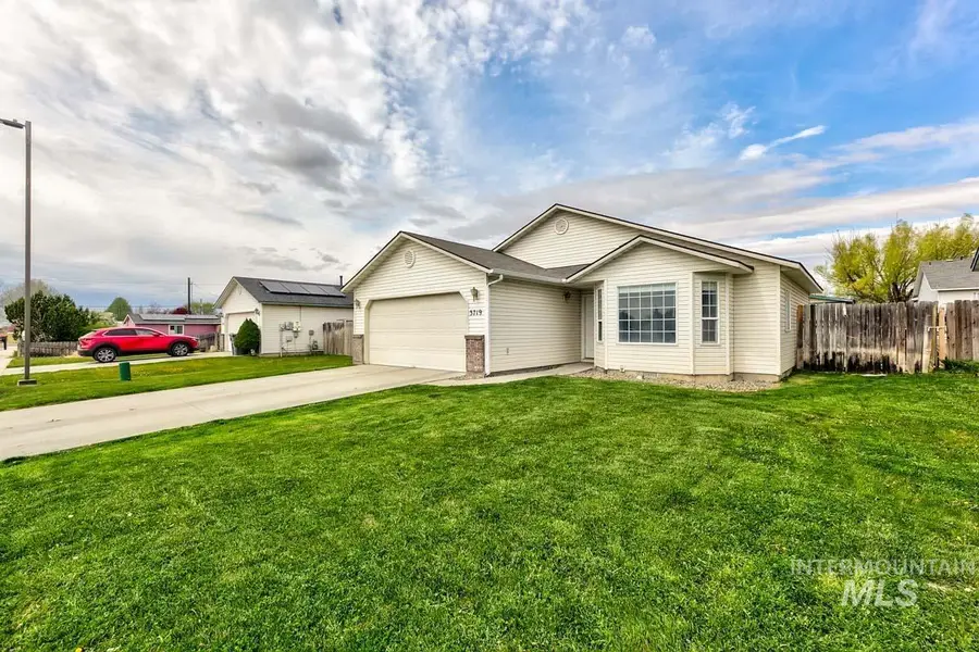 3719 Hickman St, Caldwell, ID 83607 - #3