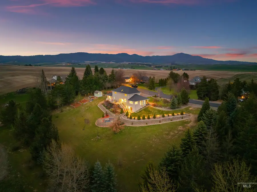 2435 Arborcrest Rd, Moscow, ID 83843 - #3