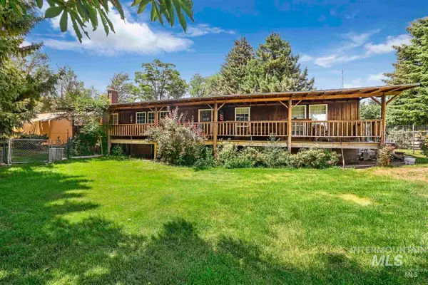 166 W 300 S, Jerome, ID 83338