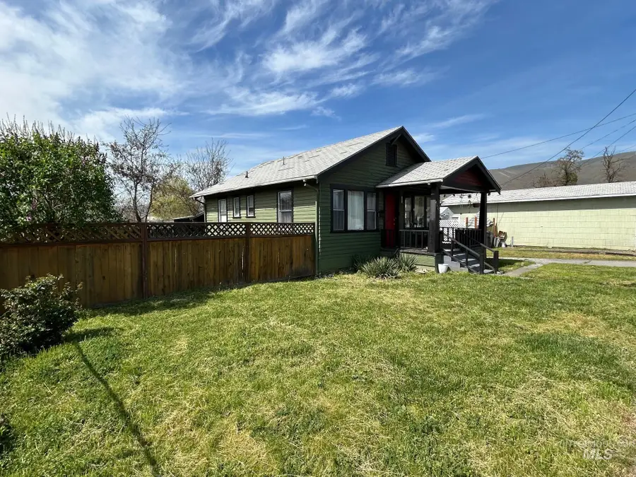 646 13th Street, Clarkston, WA 99403 - #2