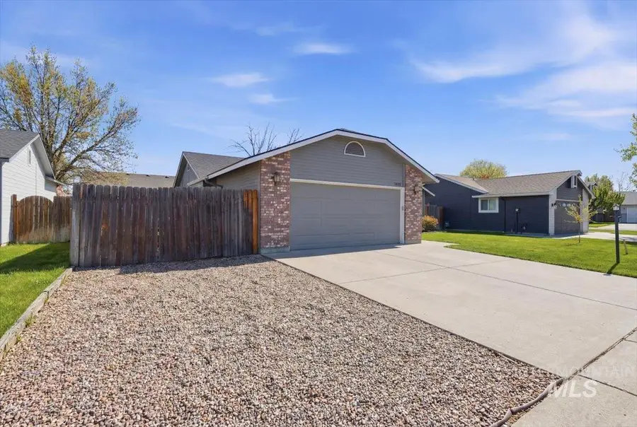 1859 E Glenloch St, Meridian, ID 83646 - #2