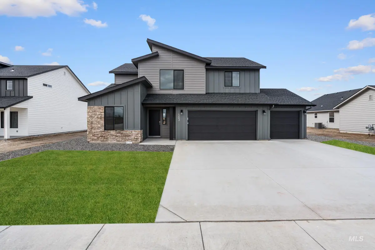 867 Thunderbolt St, Mountain Home, ID 83647 - #1