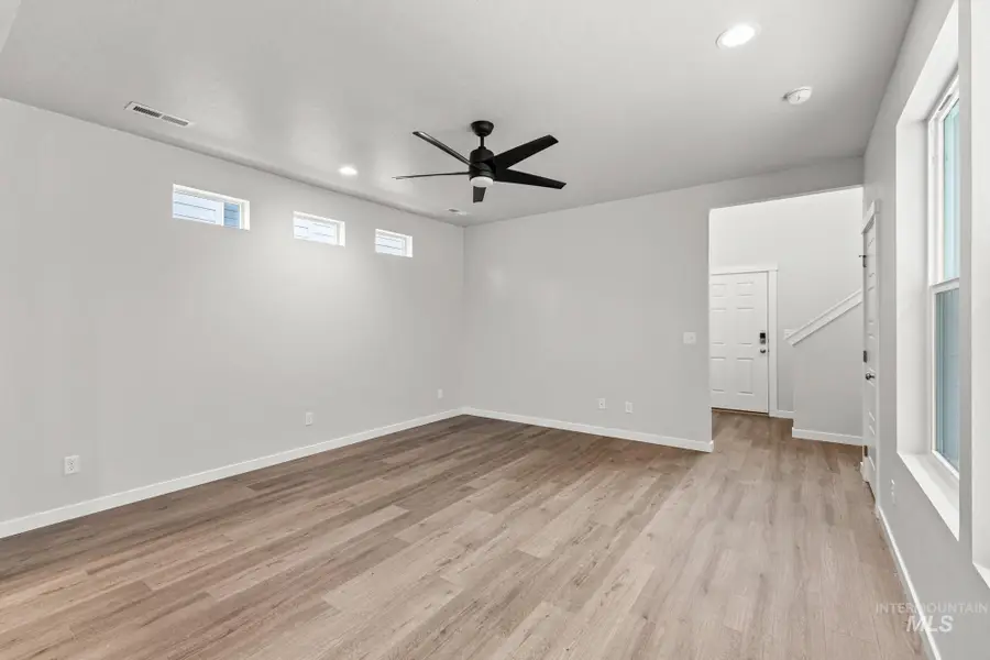 6700 W Redwood Creek Dr, Meridian, ID 83646 - #2