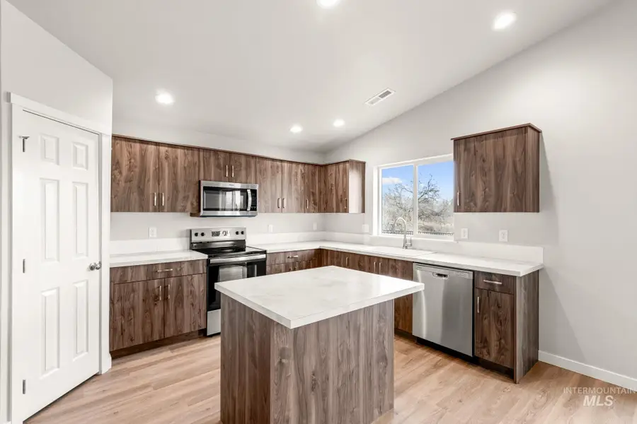 493 Waverly Ave, Middleton, ID 83644 - #3