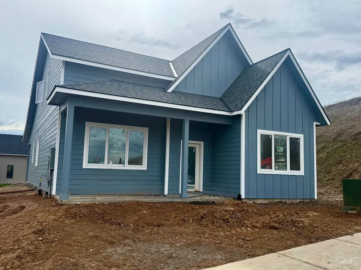 2614 Luther, Moscow, ID 83843 - #1