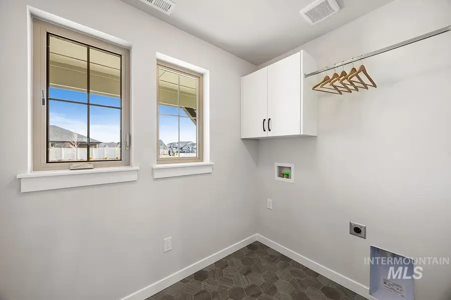 3515 E Cedarhurst Drive, Meridian, ID 83642 - #3