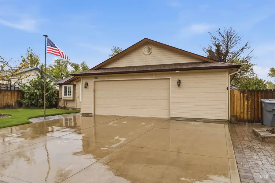 1228 E Maine Ave, Nampa, ID 83686 - #2