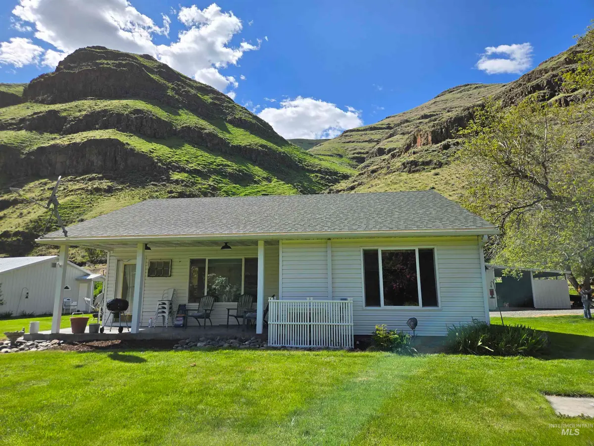17082 Snake River Road, Asotin, WA 99402 - #1