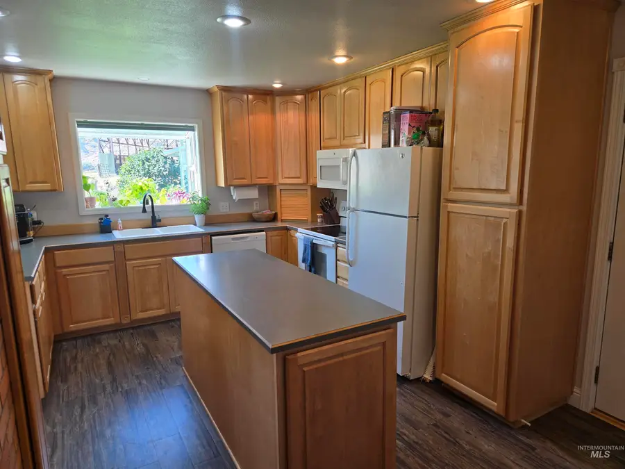 17082 Snake River Road, Asotin, WA 99402 - #2
