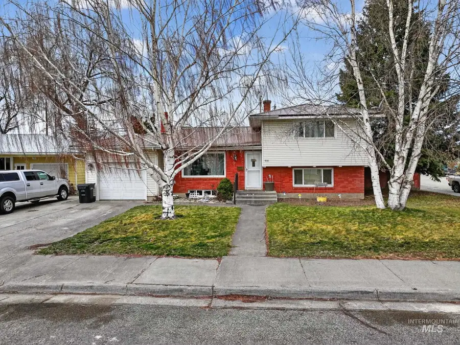 900 Stanger Avenue, Idaho Falls, ID 83404 - #2