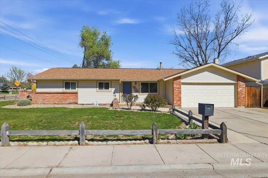 1532 W Chateau Ave, Meridian, ID 83646 - #2