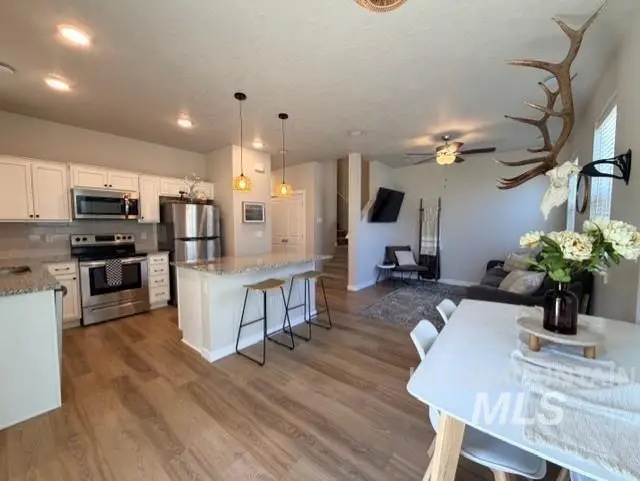 2329 E Spice Loop #4, Nampa, ID 83687 - #3