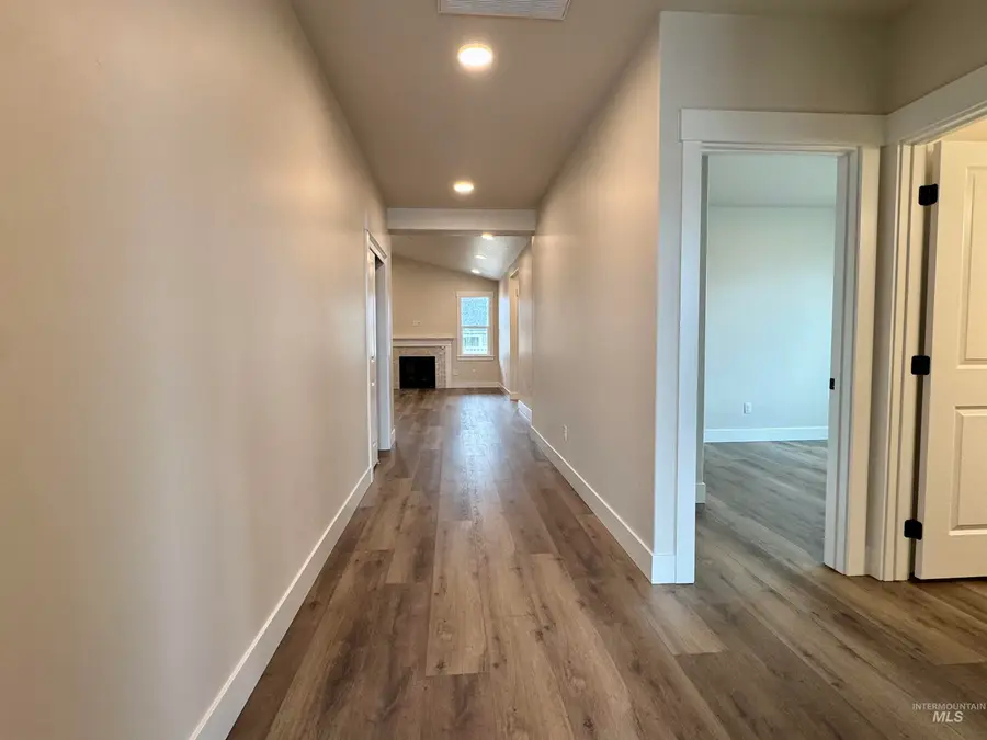 11225 Bluefield Dr, Caldwell, ID 83605 - #2