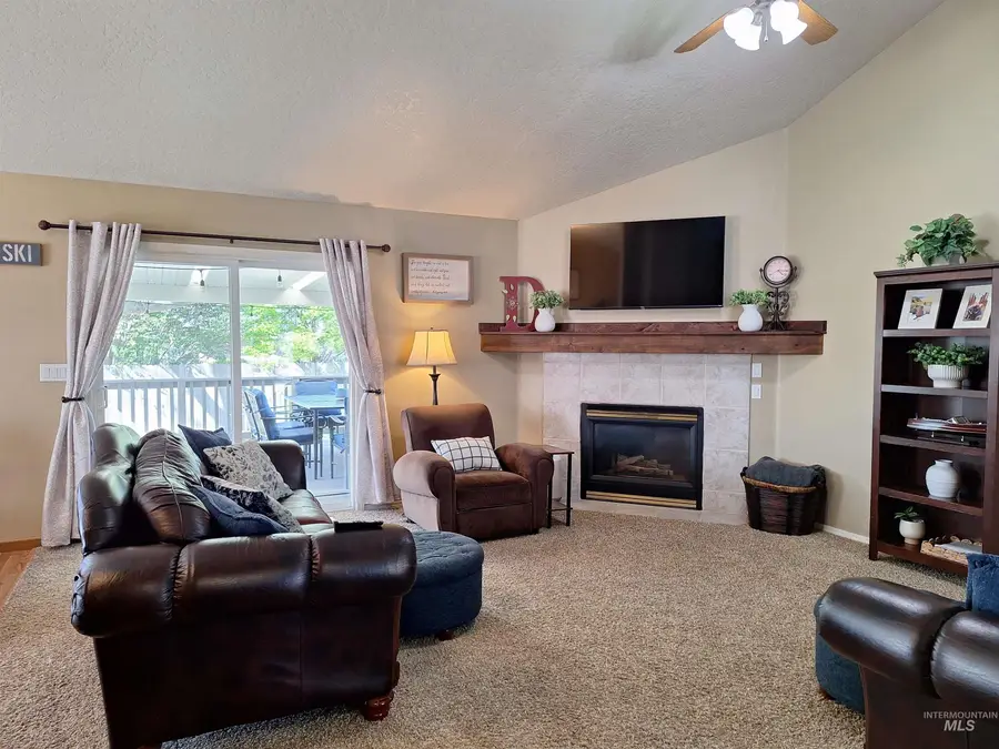 452 Bitterbrush Ave, Nampa, ID 83686 - #2