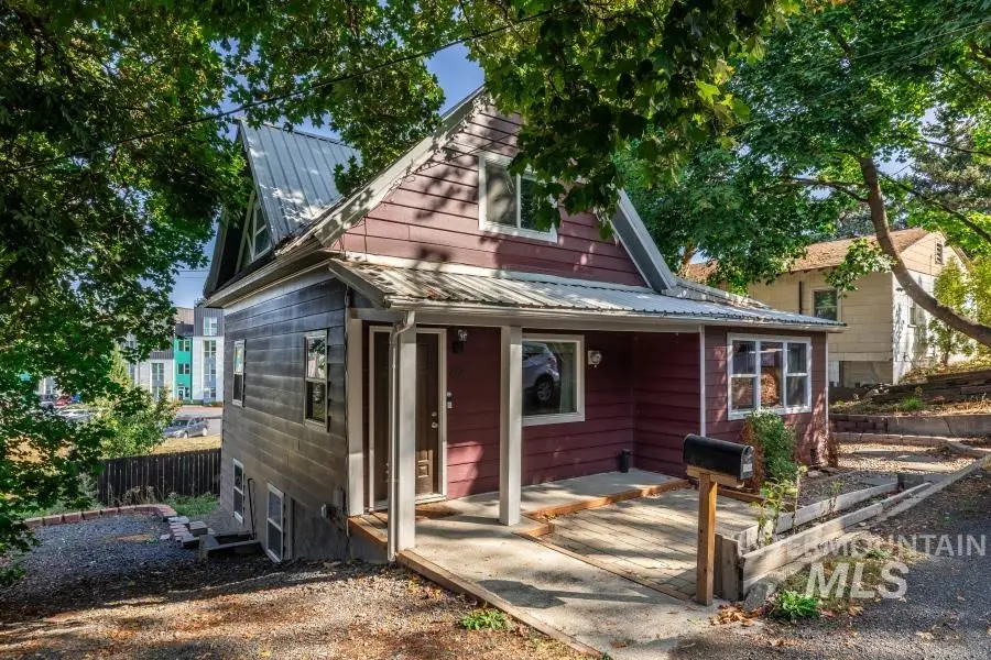 212 E Henley St., Moscow, ID 83843 - #1
