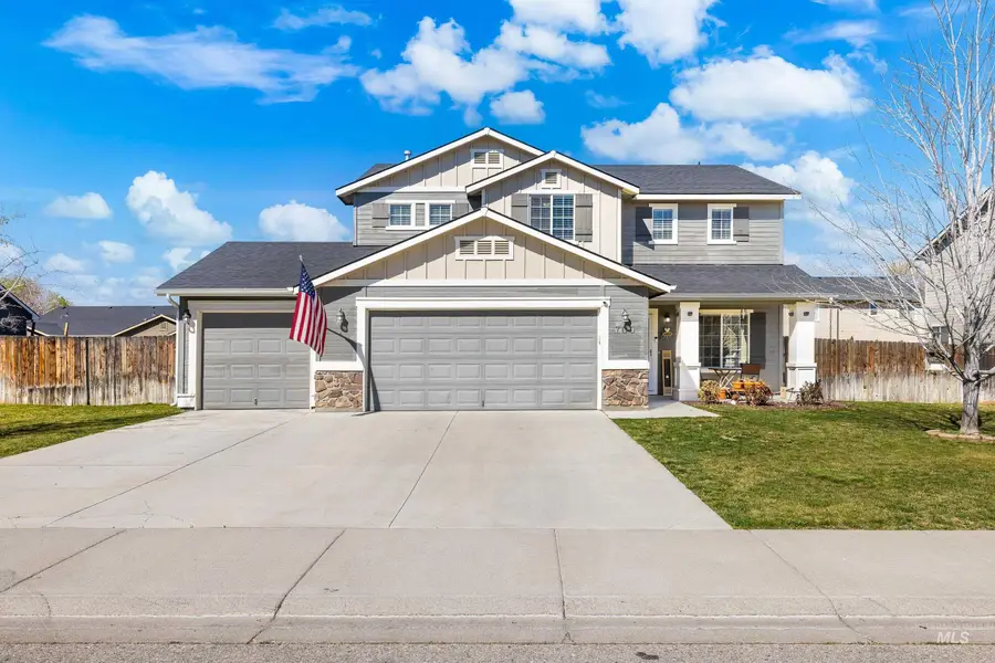 700 SW Panner St, Mountain Home, ID 83647 - #2