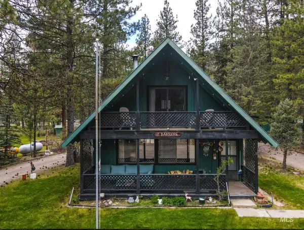 10 Bransons Dr, Lowman, ID 83637