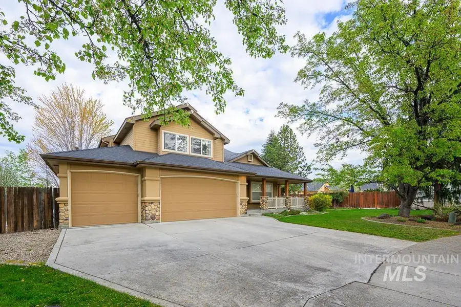 427 S Silver Bow Ave., Eagle, ID 83616 - #2