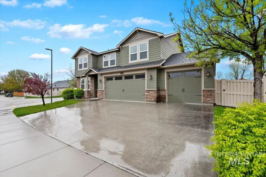 1011 W Riodosa, Meridian, ID 83642 - #3