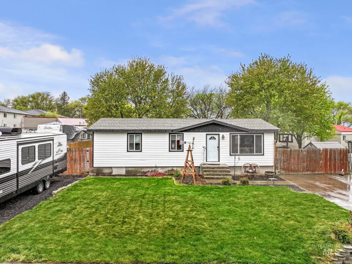 515 E Ave J, Jerome, ID 83338 - #1