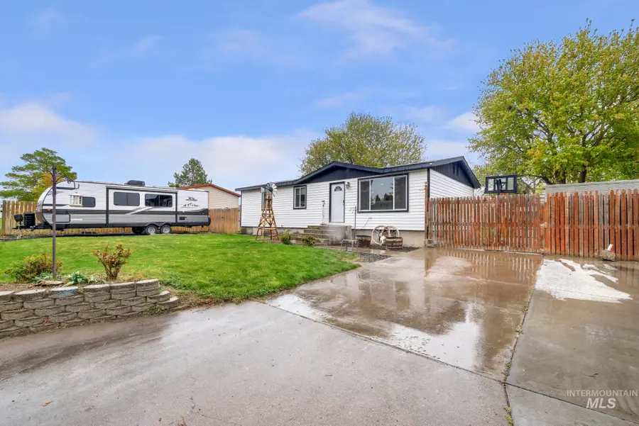 515 E Ave J, Jerome, ID 83338 - #2