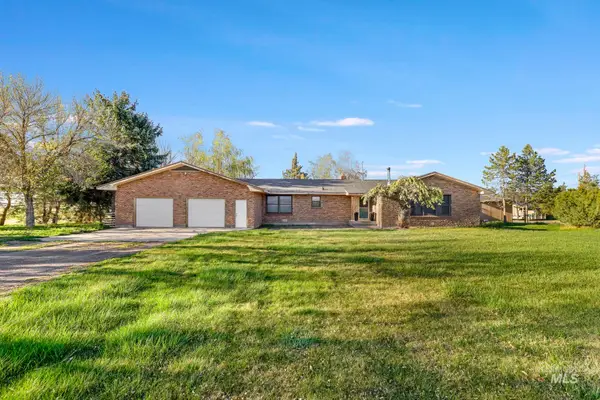 1084 E 300 N, Declo, ID 83323