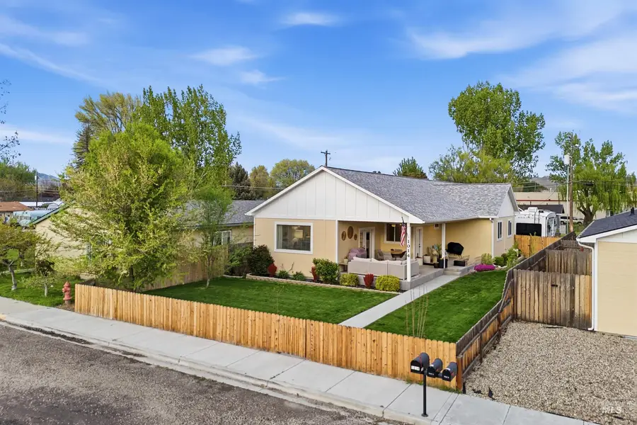 1014 S Boise Ave, Emmett, ID 83617 - #2