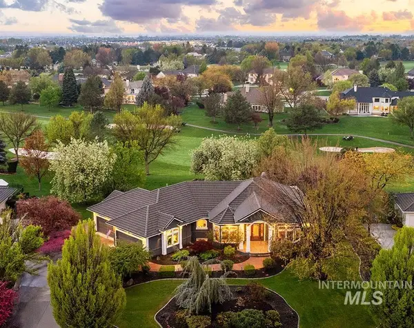 7061 N Penncross Way, Meridian, ID 83646