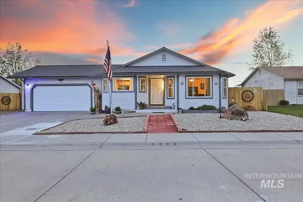 1265 Rosewood Street, Mountain Home, ID 83647