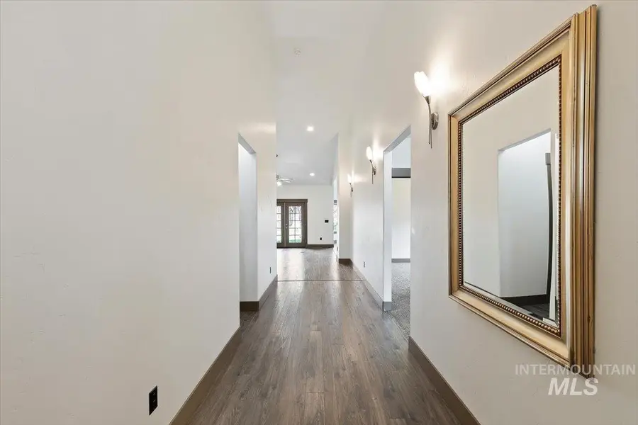 10168 W Whitecrest St, Star, ID 83669 - #3